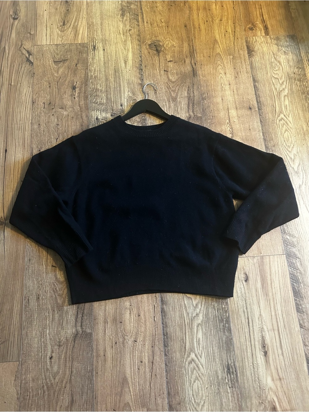 Uniqlo Black Relaxed Crewneck Women's Sweater 100% Wool